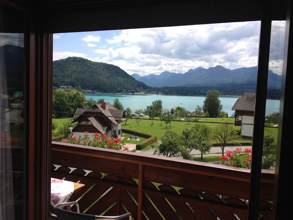 Pension Seerose Drobollach am Faakersee Ruang foto